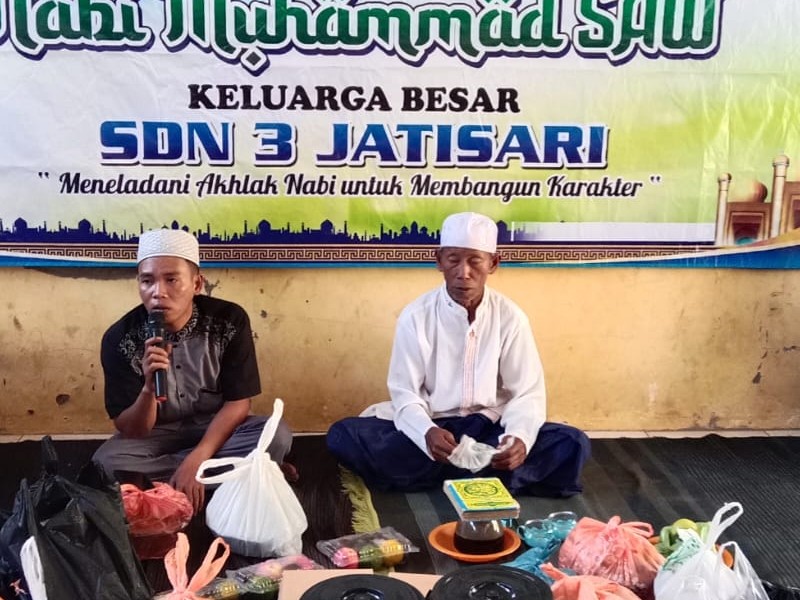 Memperingati Maulid Nabi Muhammad SAW di SD Negeri 3 Jatisari tahun 2025