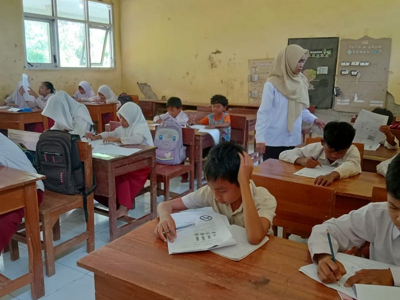 Deskripsi Suasana Ujian Semester 1